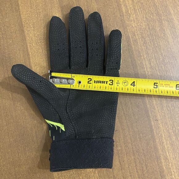 Under Armour Clean Up Batting Gloves Black Green Youth SM Baseball Softball - Picture 7 of 8